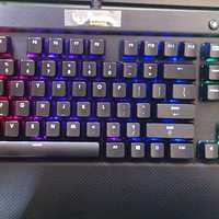 Corsair 海盗船 K70 RGB 幻彩背光机械游戏键盘 黑色 茶轴
