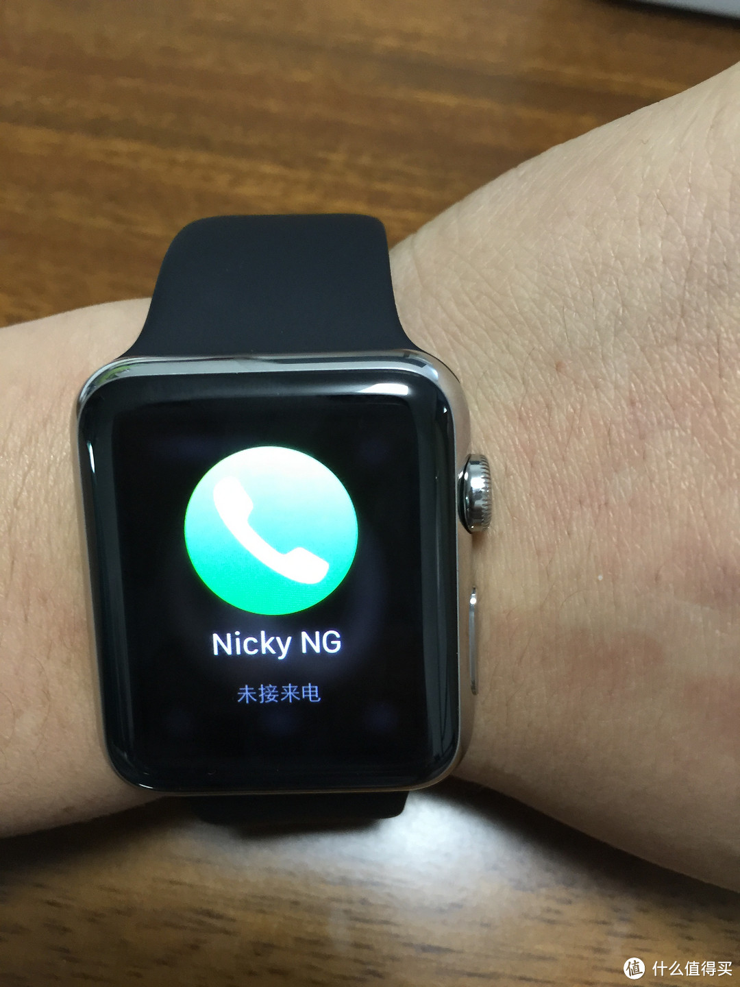 想说爱你不容易：Apple Watch 首发功能评测