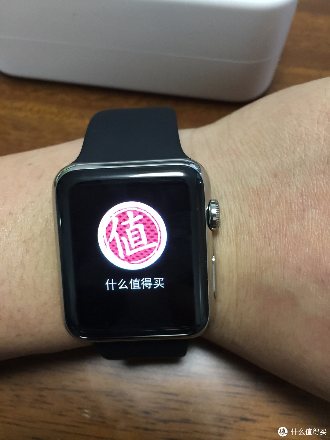 想说爱你不容易：Apple Watch 首发功能评测