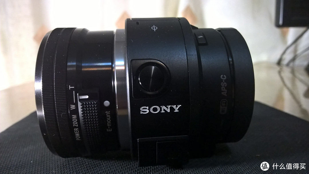 入手半年的黑科技：Sony 索尼 QX1 镜头相机