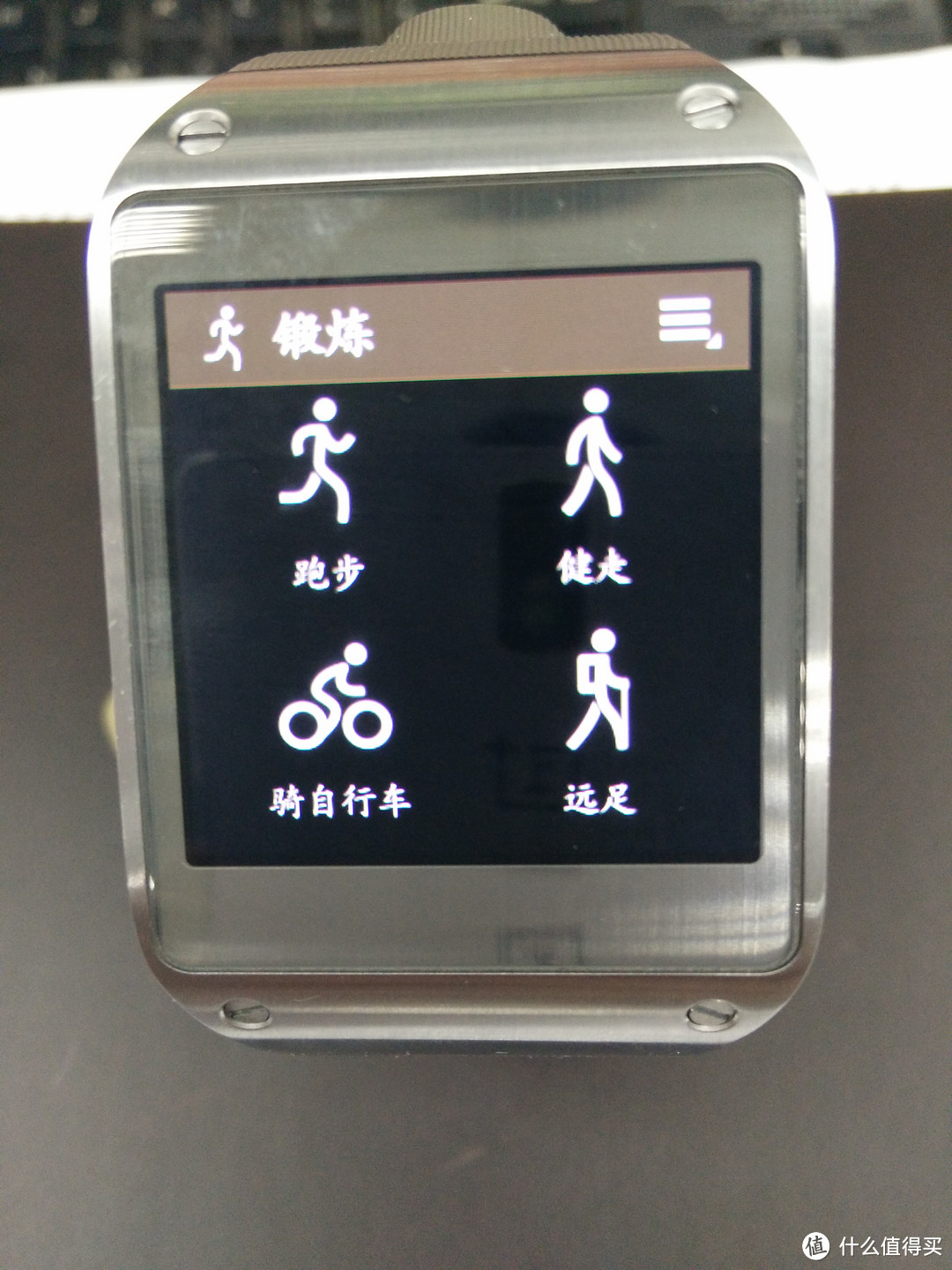 如月之恒，如日之升：Ticwear 中文版 MOTO 360 智能手表测评