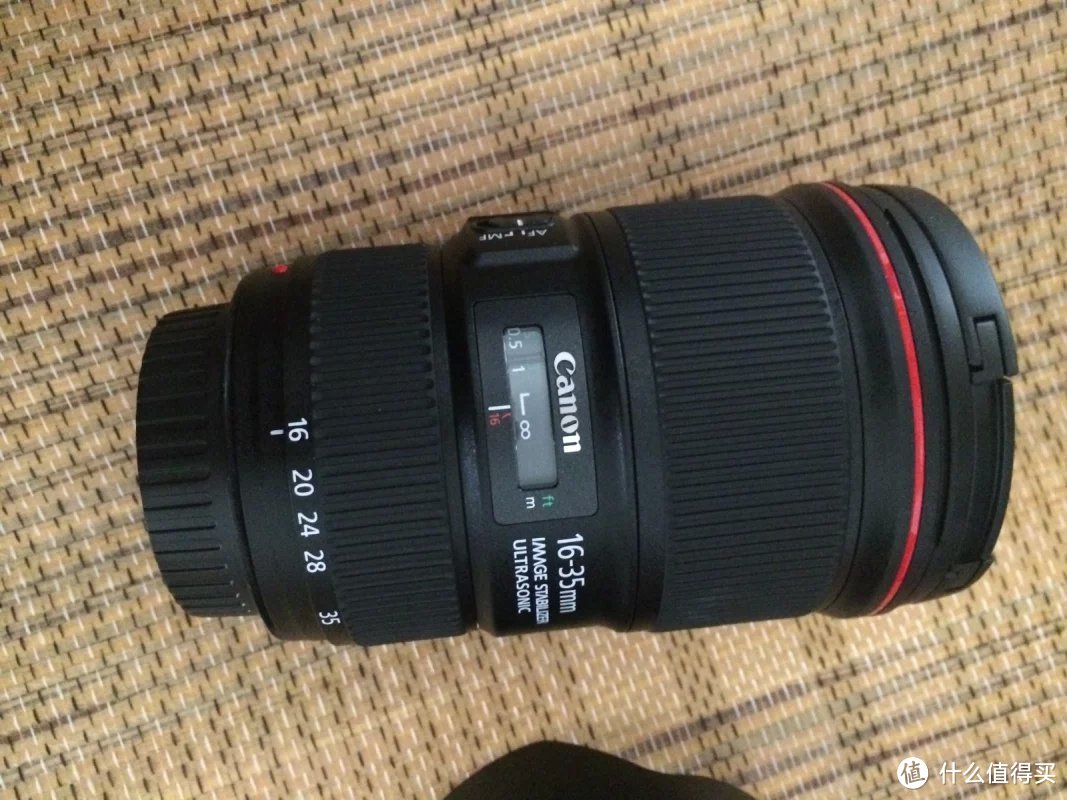 Canon 佳能 EF 16-35mm f/4L IS USM 广角变焦镜头