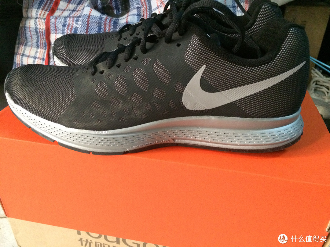 压马路的闪亮小伙伴：Nike 耐克 Air Zoom Pegasus 31 Flash 男款跑鞋