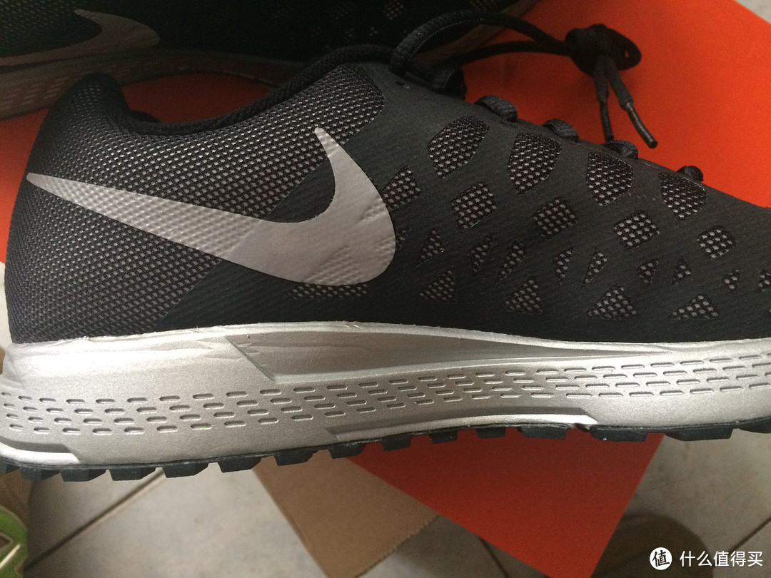 压马路的闪亮小伙伴：Nike 耐克 Air Zoom Pegasus 31 Flash 男款跑鞋