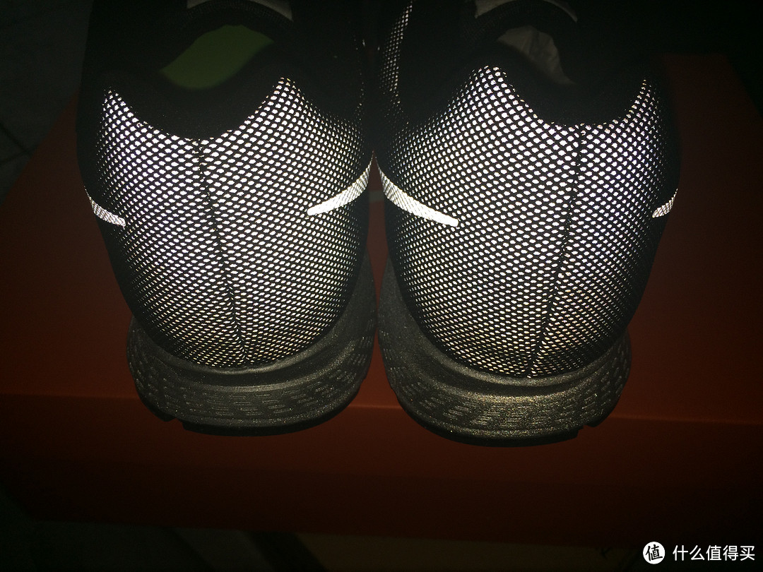 压马路的闪亮小伙伴：Nike 耐克 Air Zoom Pegasus 31 Flash 男款跑鞋