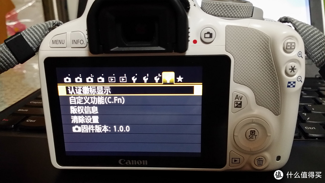 心心念念的人生第一台单反：CANON EOS Kiss X7（100D）白色限量版 18-55/40双头套机