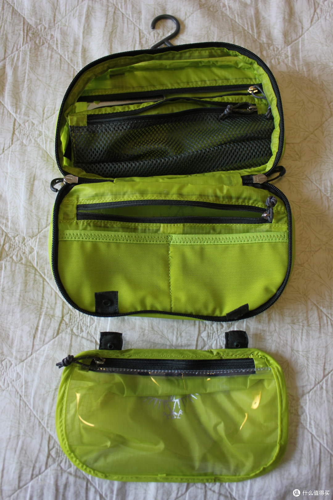 Osprey Spin 回旋 22L户外双肩背包  & Ultralight Zip Organizer 洗漱包