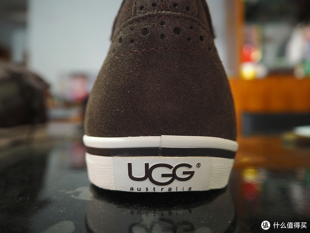 配我这千年寒冰脚：UGG australia Roxford TF 男款皮毛一体休闲板鞋