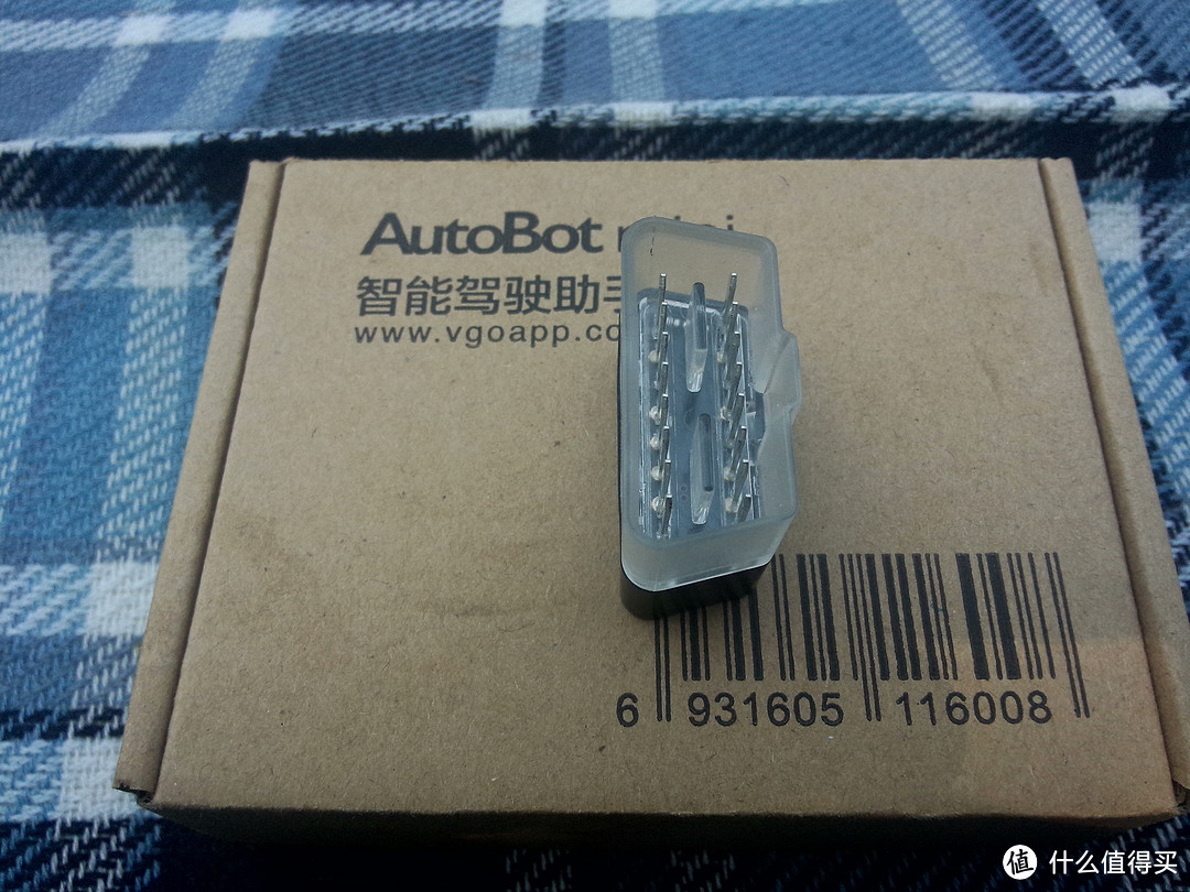 汽车的智能穿戴：AutoBot mini 智能行车驾驶助手