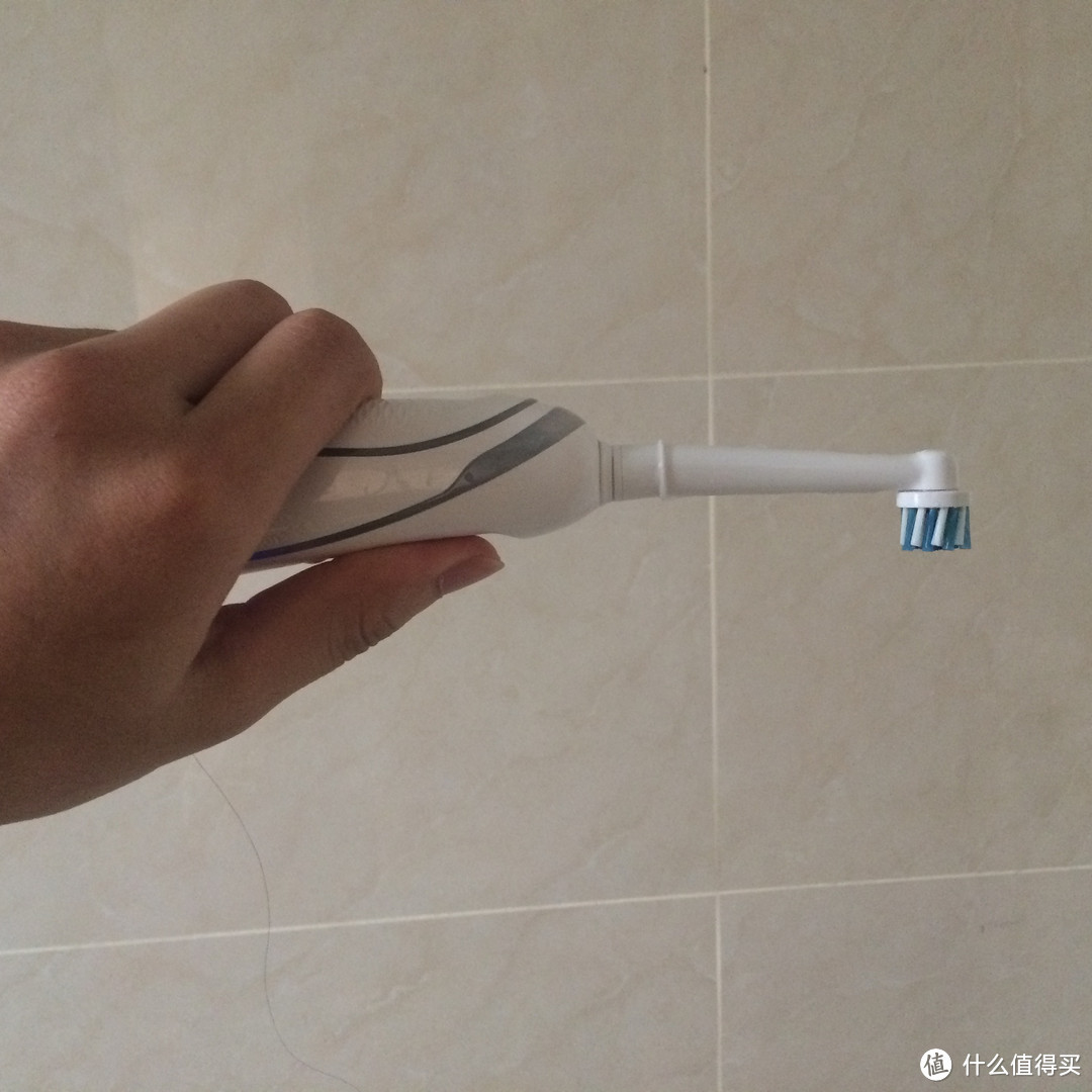 感受齿间的高潮：Oral-B 欧乐B White7000 电动牙刷 开箱评测