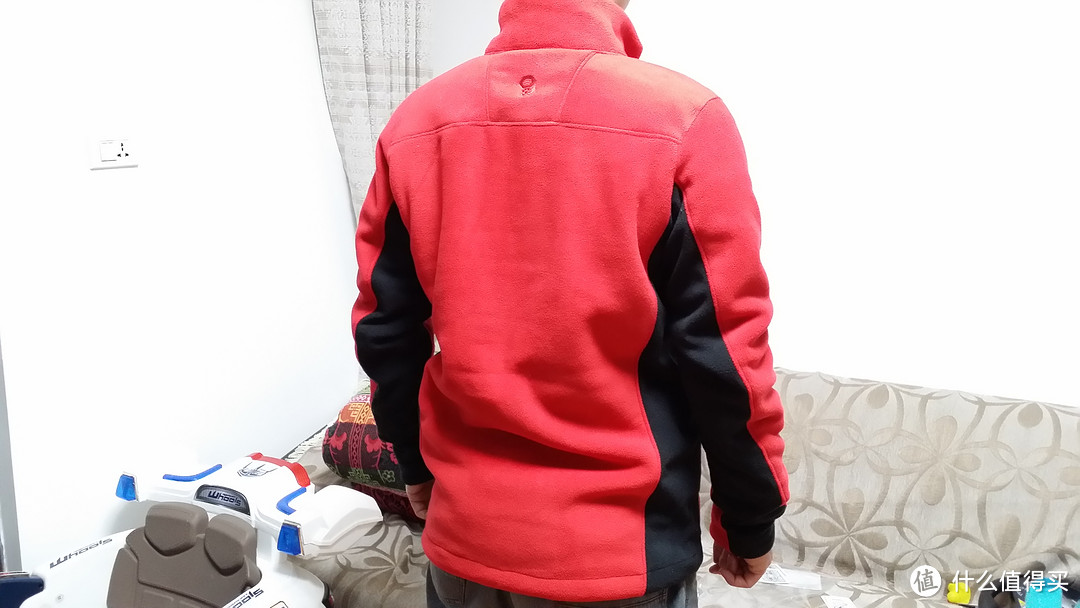 试水stp，入手 mountain hardwear Dual Fleece Jacket 男款抓绒衣