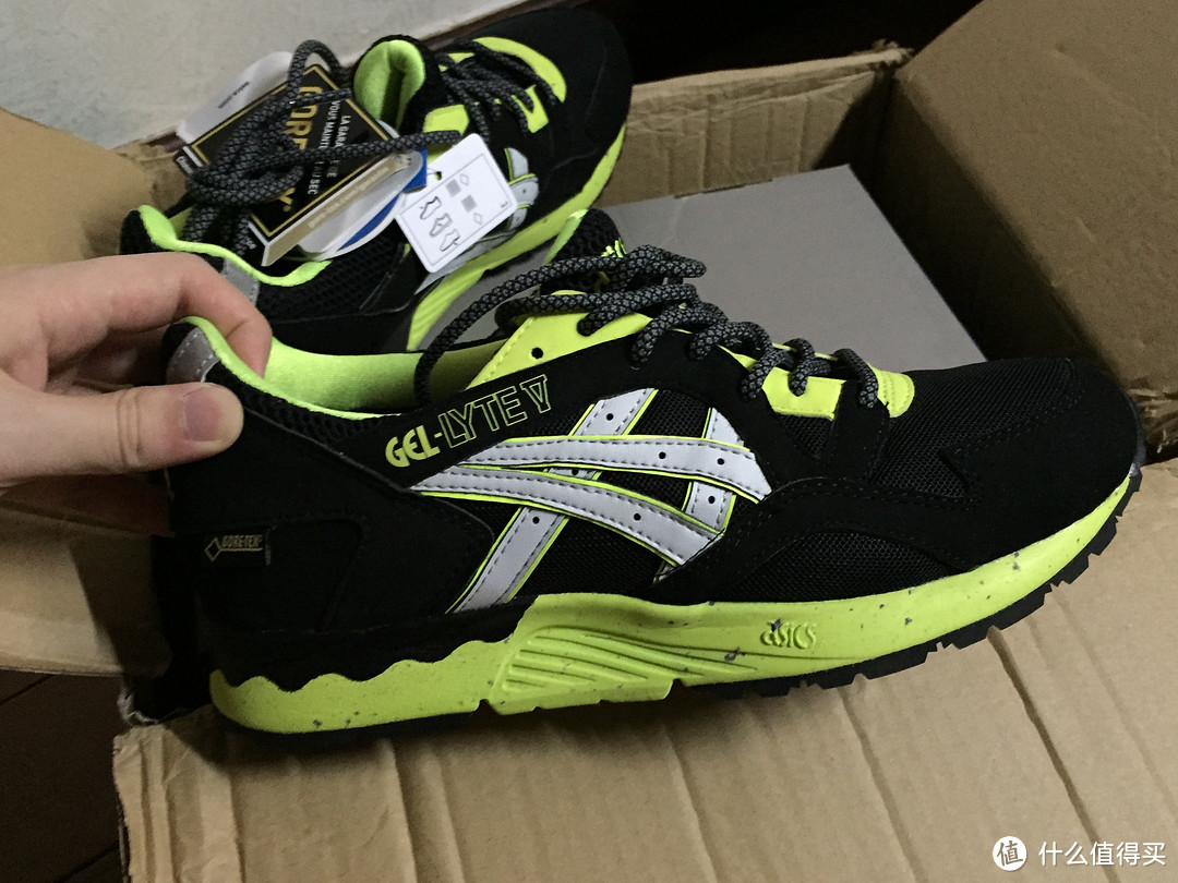 第一次英淘心酸路：asics 亚瑟士 Gel Lyte V Gore-Tex 复古跑鞋