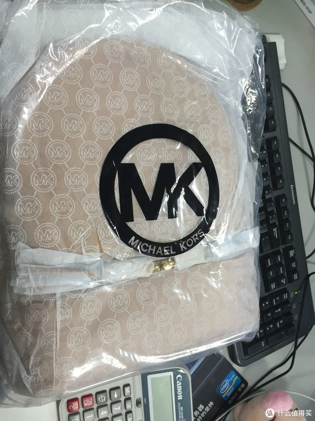 尼曼免费直邮 包税5天到手:MICHAEL Michael Kors Rhea Small Zip 双肩包、Jet Set Travel Large Saffiano 斜挎包