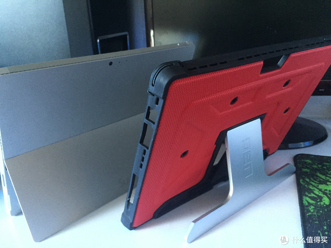 怪兽级保护套：UAG for surface pro3