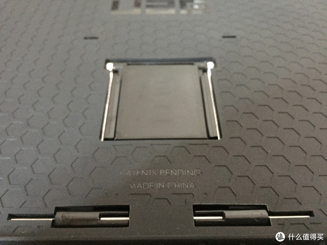 怪兽级保护套：UAG for surface pro3