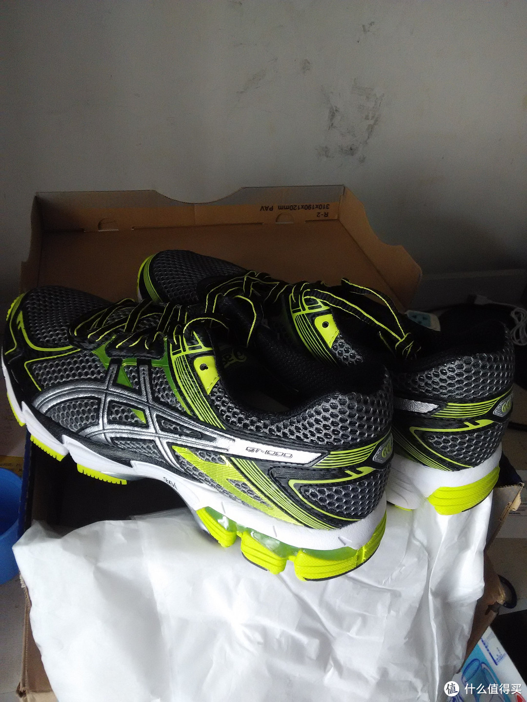 6pm 购入入门级跑鞋 asics 亚瑟士 GT1000-2 开箱及购物历程分享