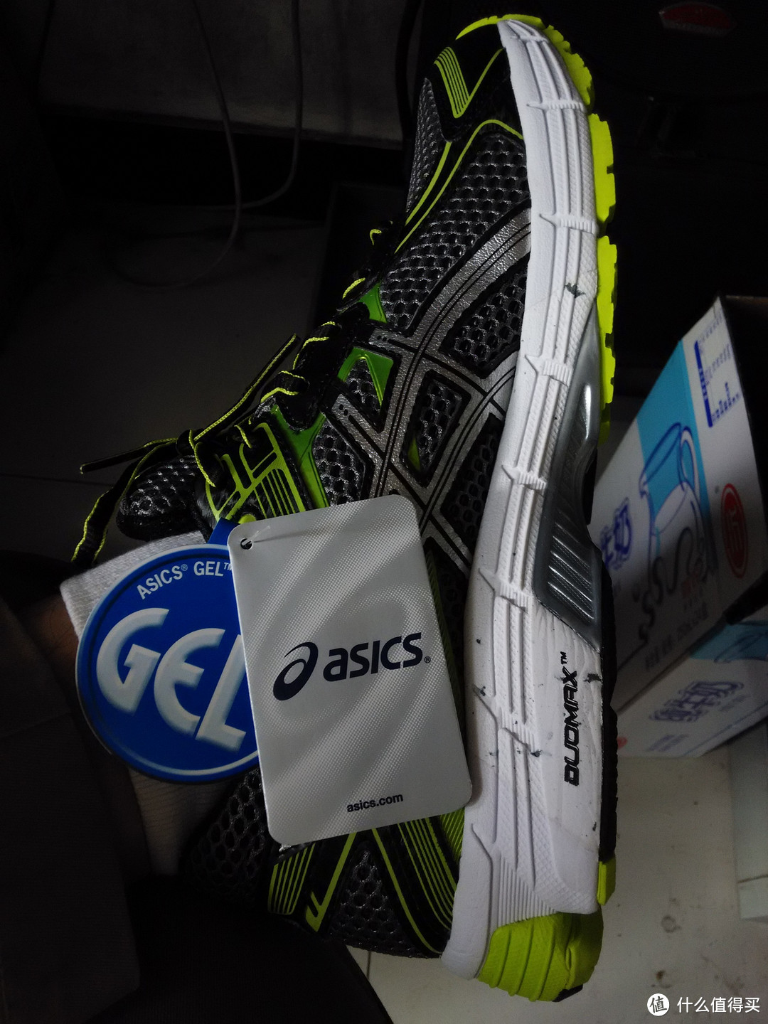 6pm 购入入门级跑鞋 asics 亚瑟士 GT1000-2 开箱及购物历程分享