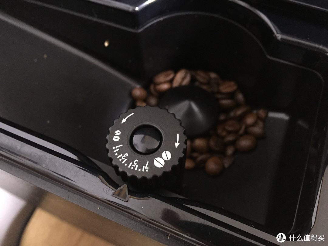 Delonghi 德龙 ESAM3000B 全自动咖啡机