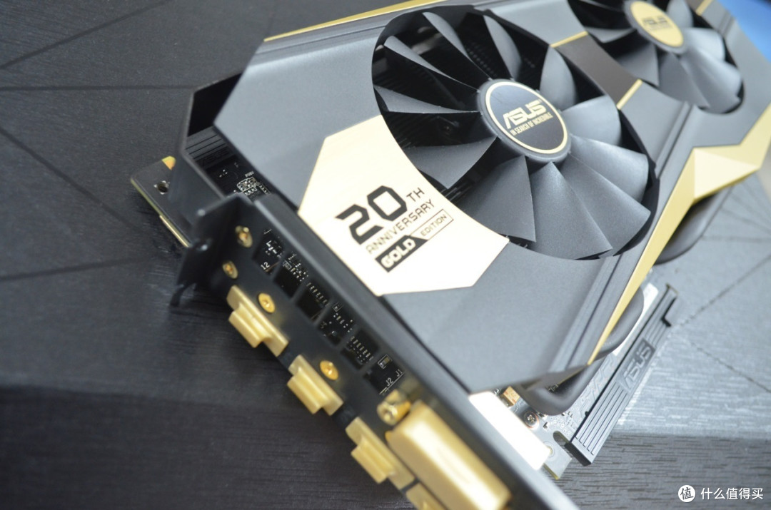 显卡也要土豪金:ASUS 华硕 GTX980