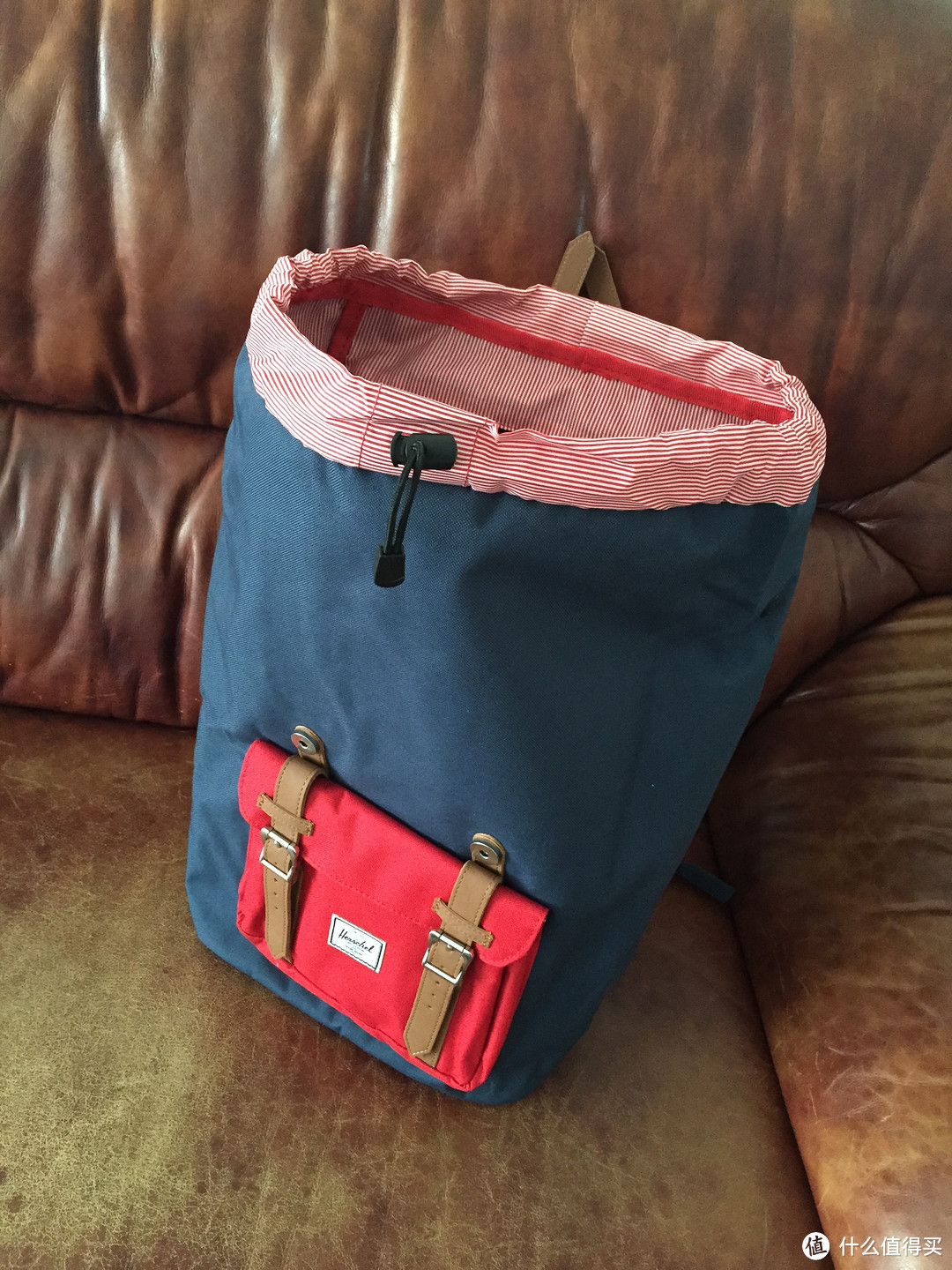 风骚美：Herschel Supply Co. Little America 双肩背包