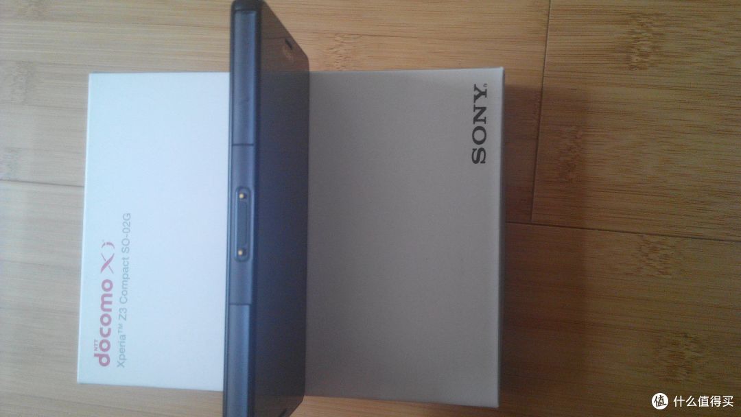 日版Sony 索尼 Xperia Z3 Compact 手机开箱及入手体验