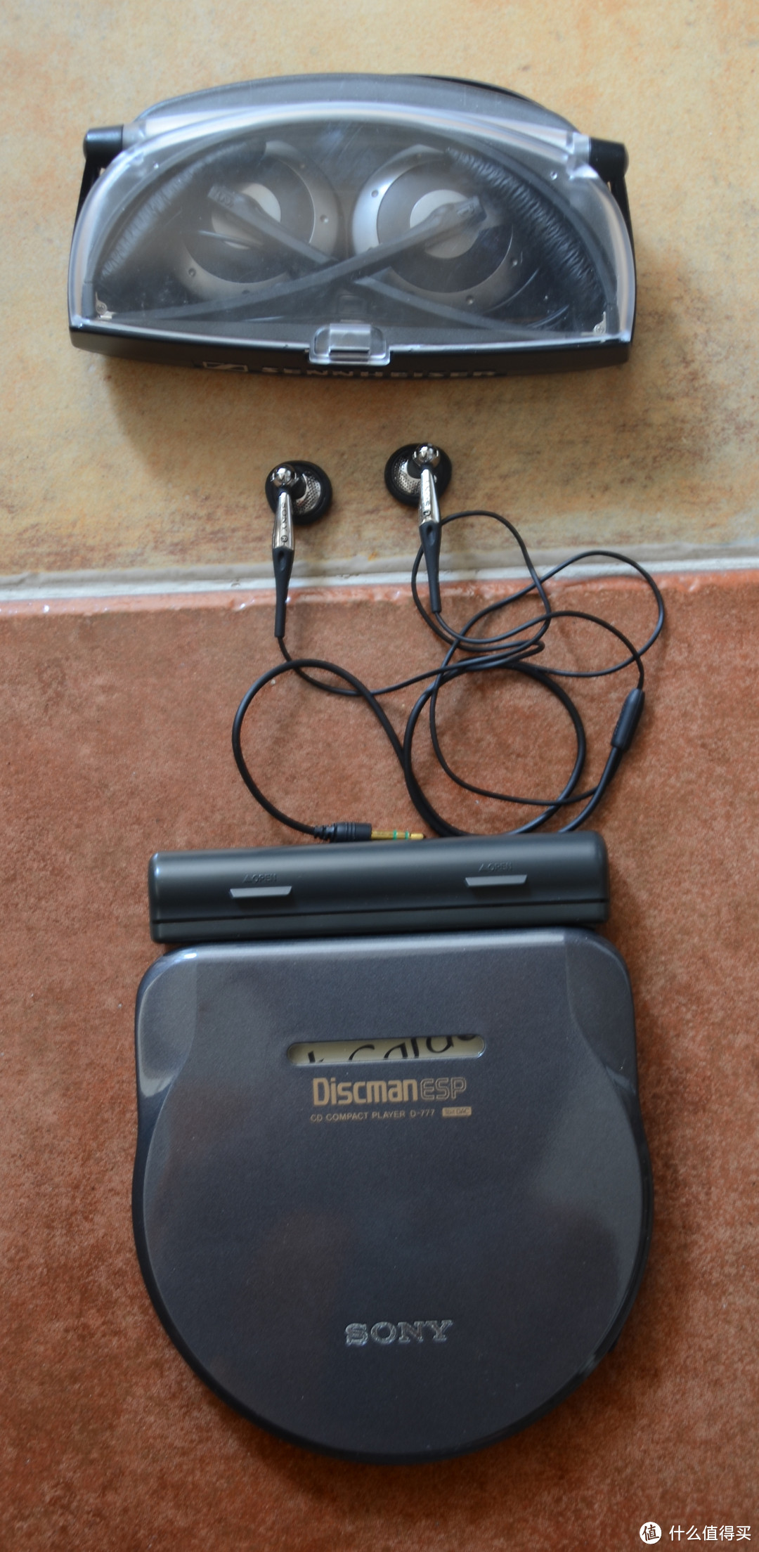 曾经的“烧”年:SONY 索尼 Discman D777 便携CD播放器