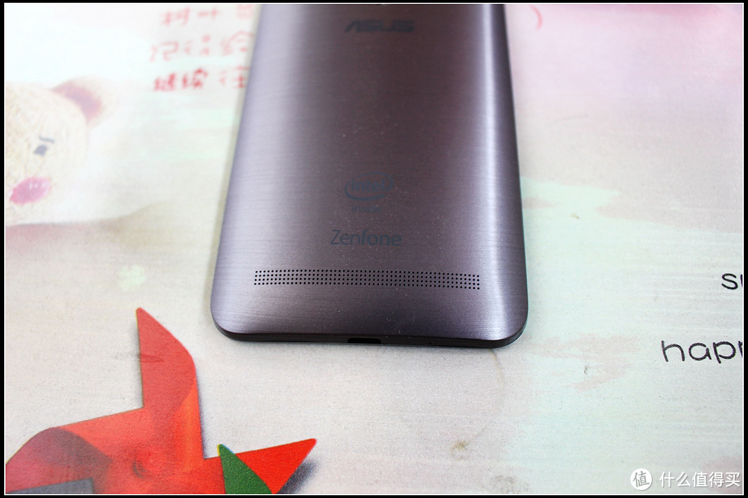 行云流水 ，白璧微瑕---评ASUS 华硕 ZenFone 2 智能手机