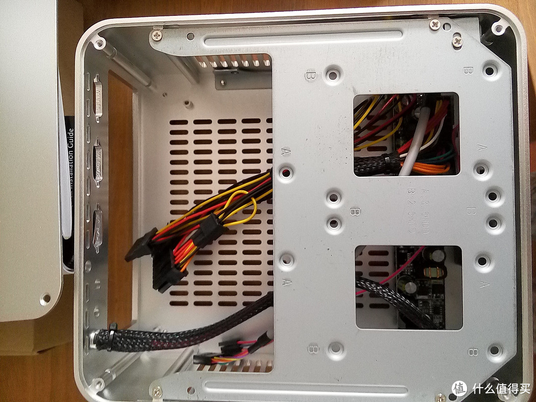 帮朋友攒机：E.mini 立人 E-W80 ITX 全铝迷你机箱