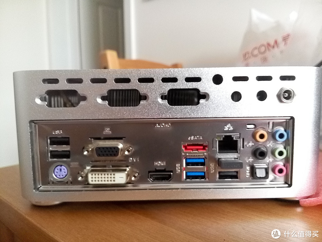 帮朋友攒机：E.mini 立人 E-W80 ITX 全铝迷你机箱