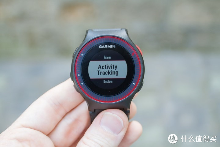 终于内置光学心率计：GARMIN Forerunner 225 运动手表 发布 售价299.99美元