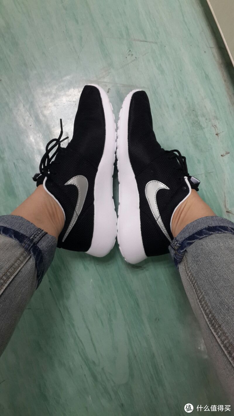 美淘 Nike 耐克 Roshe Run 黑色银钩运动鞋