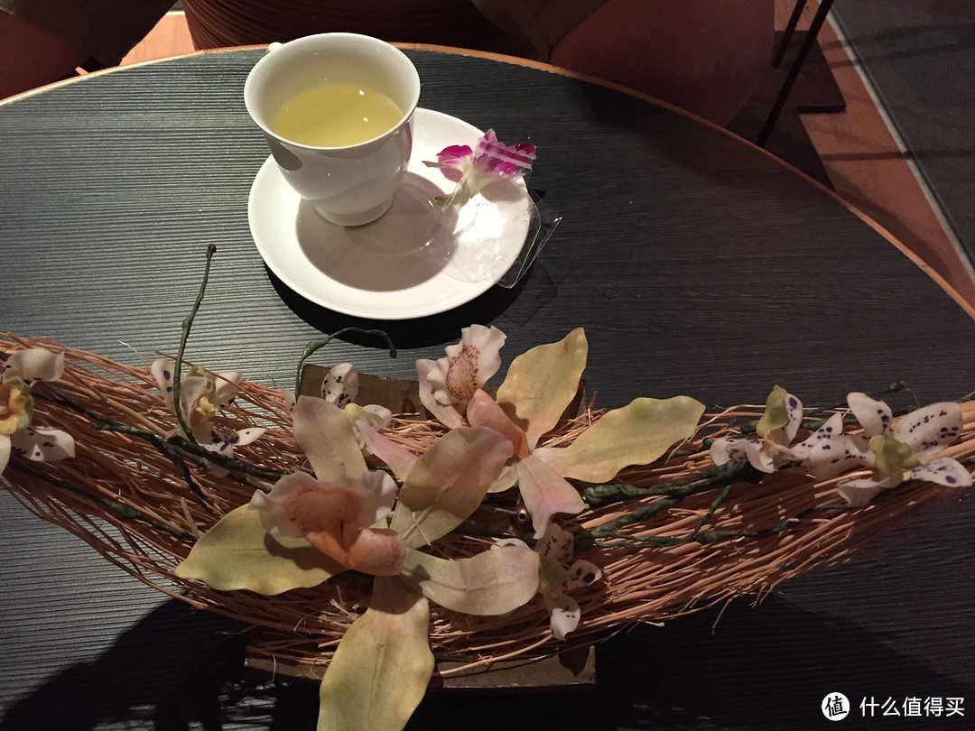 结束后,免费提供的饼干和茶~ 结束后,免费提供的饼干和茶~