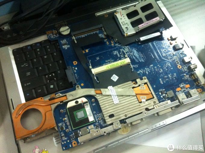 笔记本屏幕DIY改造成独立的多媒体显示屏