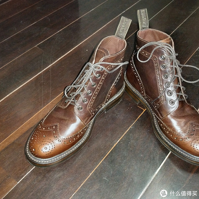 英亚第三方直邮：Loake 1880 Bedale Brogue 男靴