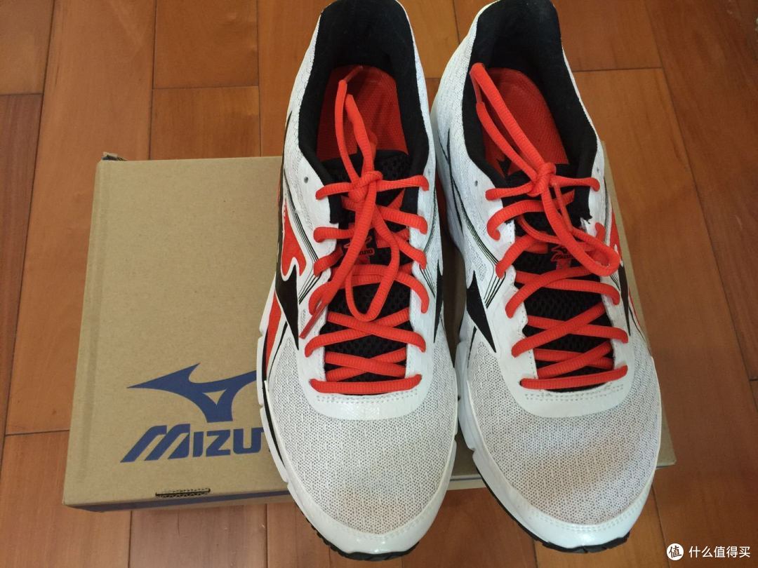 图说撸主的第一双跑鞋:Mizuno 美津浓 WAVE ULTIMA 6 男款跑鞋
