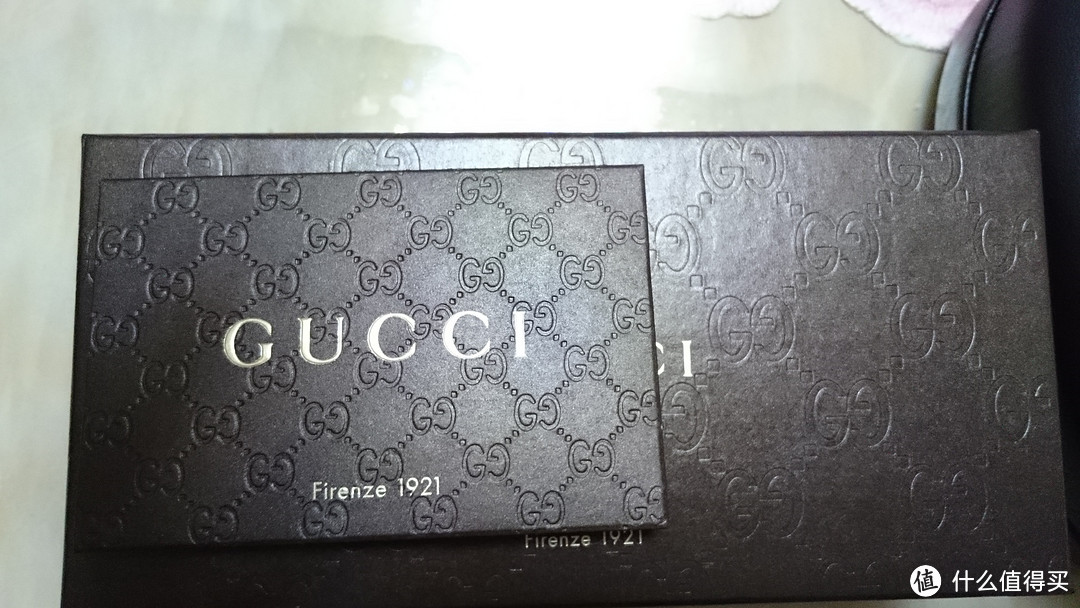 及时的夏日礼物：Gucci 女款太阳眼睛