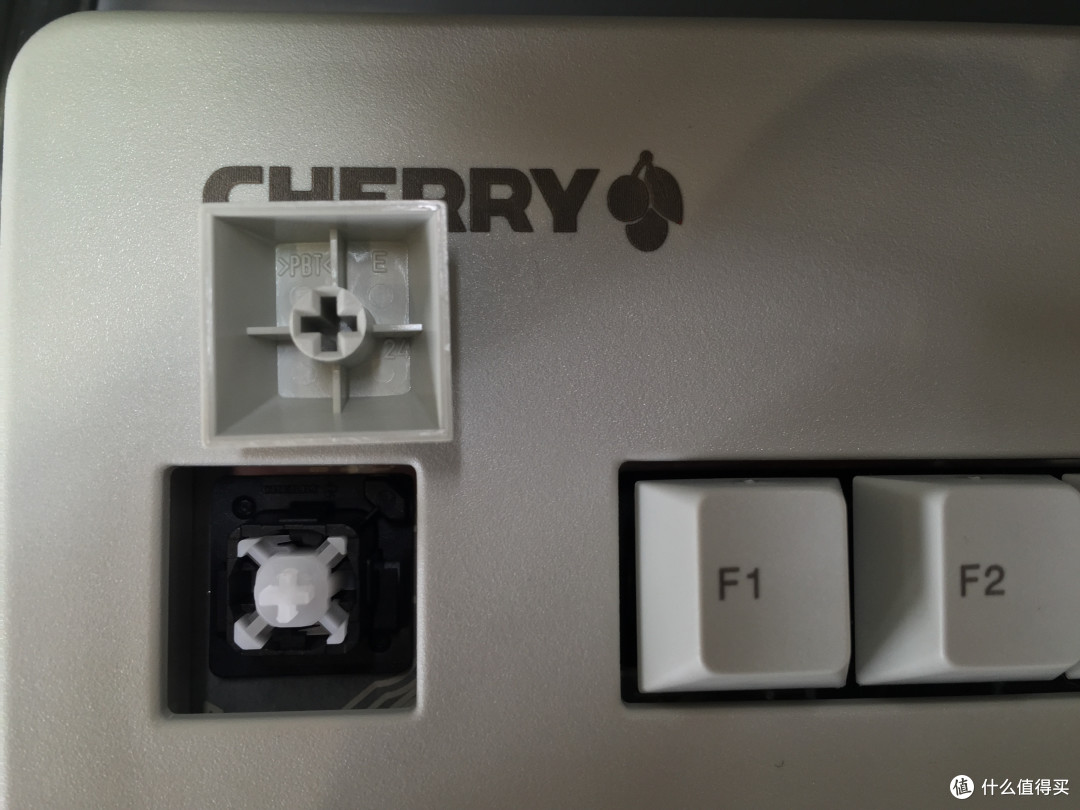 CHERRY MX-6.0键盘评测 附贼船K70RGB&技嘉Osmium红轴对比吐槽