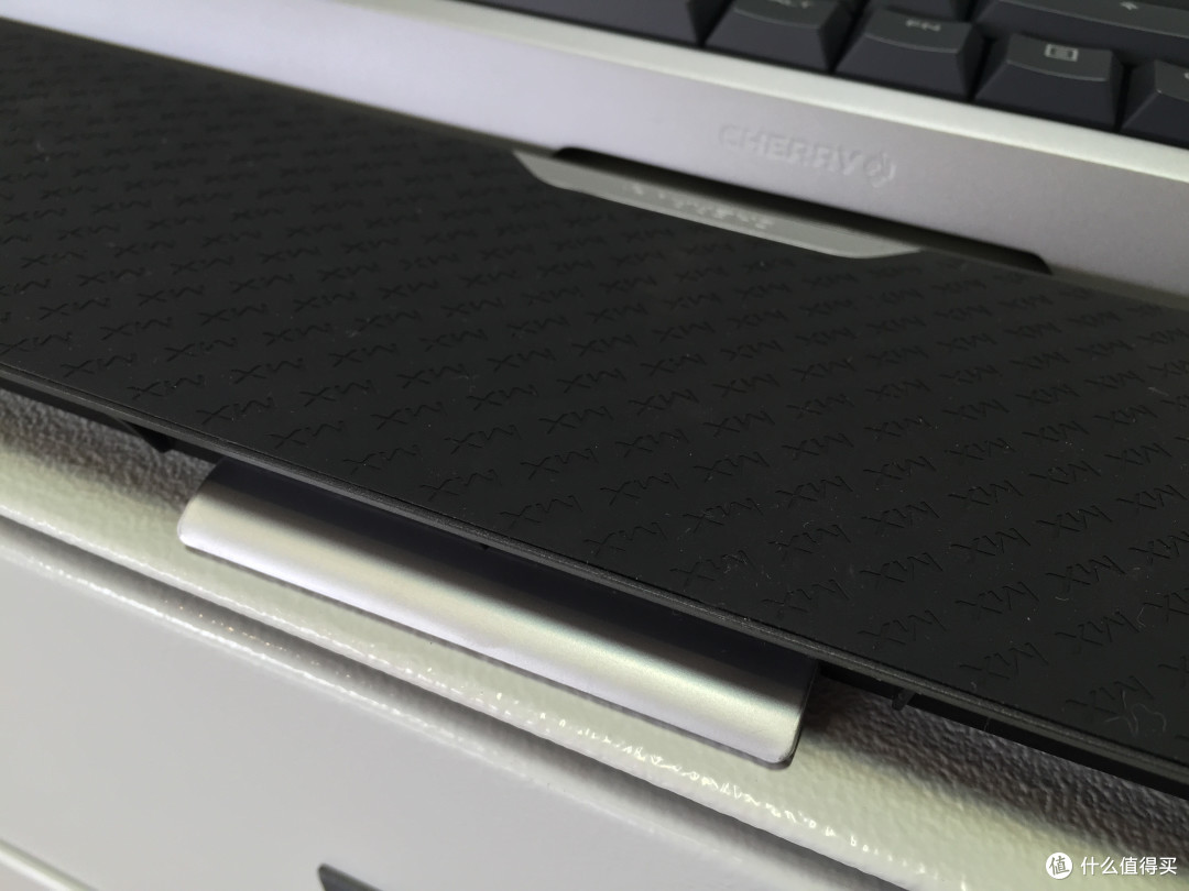 CHERRY MX-6.0键盘评测 附贼船K70RGB&技嘉Osmium红轴对比吐槽