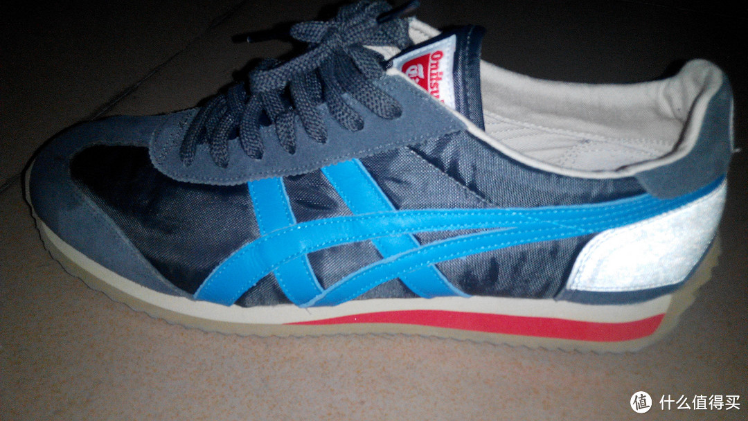 Onitsuka Tiger 鬼塚虎 休闲跑步鞋 D110N