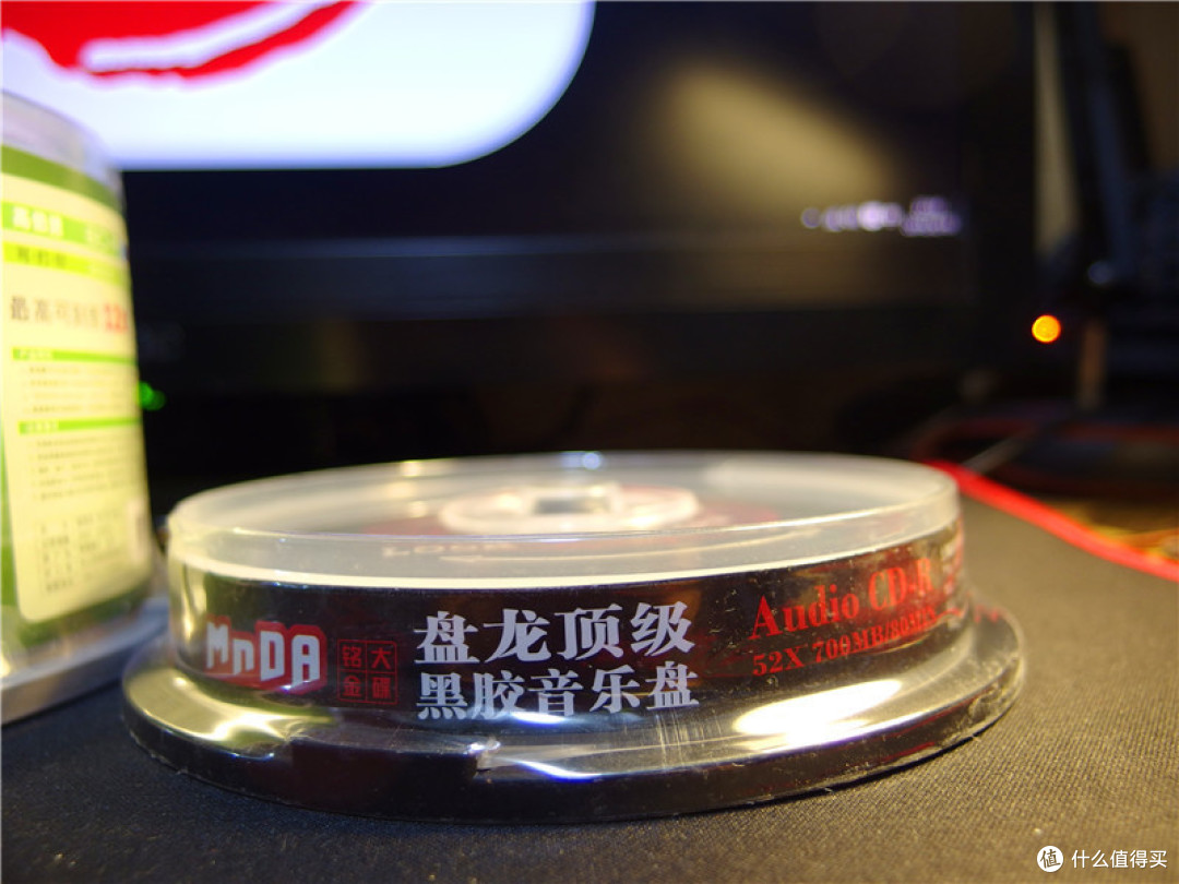 把大姐姐们从集体宿舍请到单身公寓---华硕BW-12D1S-U 12速外置蓝光刻录机
