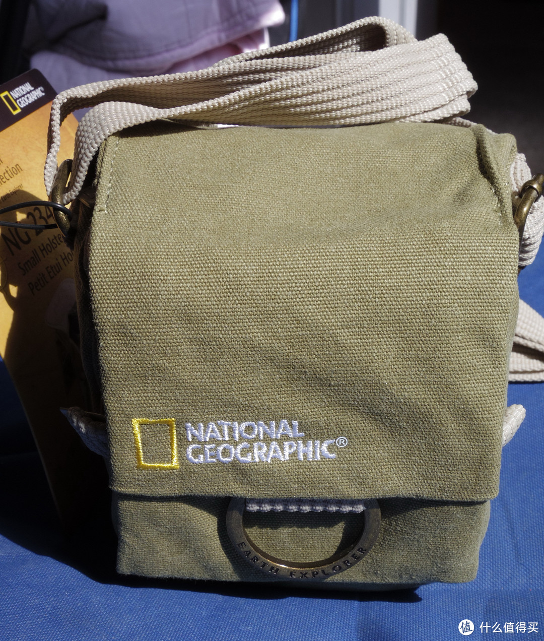 给微单一个牢靠的家：National Geographic 国家地理微单摄影包 NG2342