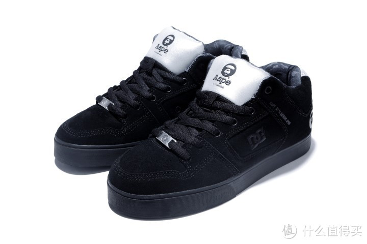 实用兼具型格：AAPE 携手 DC SHOES 发布 2015联名鞋款