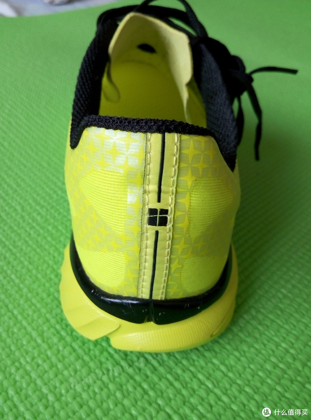 千里之跑,始于足下:李宁超轻十代跑步鞋简评_跑鞋_什么值得买