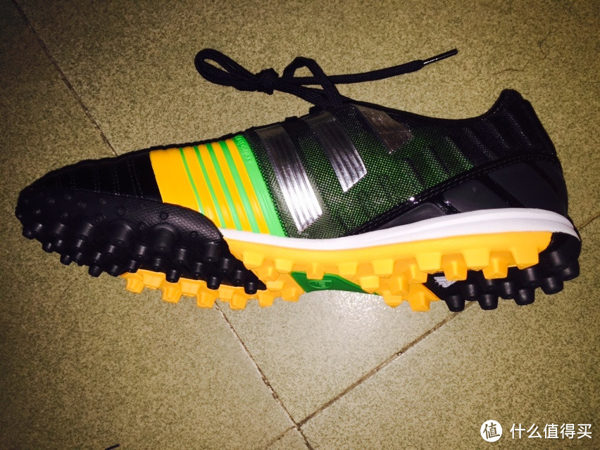 伪开箱 Adidas 阿迪达斯 Nitrocharge 2.0 TF足球鞋