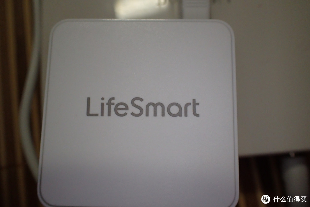 LifeSmart智慧灯泡--系统让智能家居未来充满想象