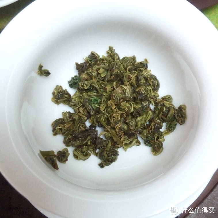 擺一款皖南小眾綠茶 湧溪火青並補說龍井茶