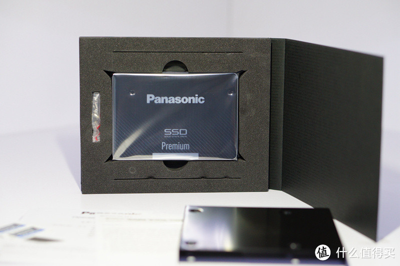 Panasonic 松下 RP-SSB240G 固态硬盘开箱及简单测试