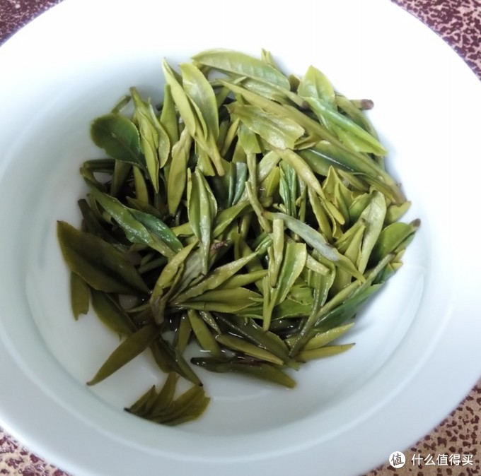 擺一款皖南小眾綠茶 湧溪火青並補說龍井茶