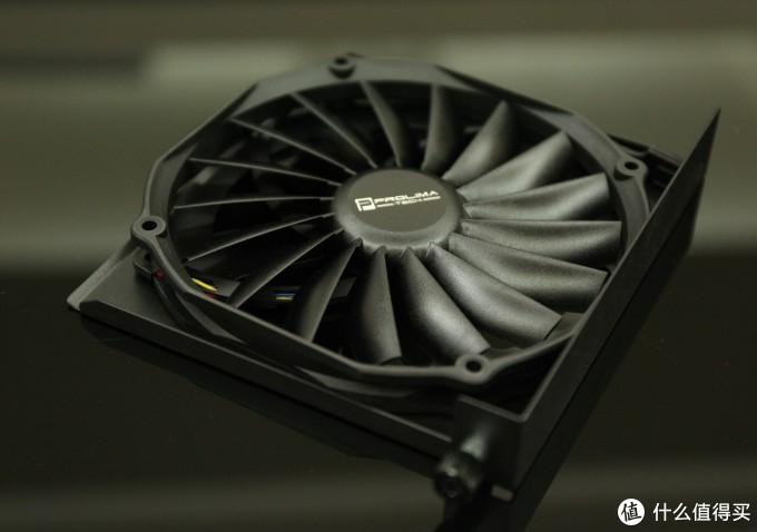 精致小钢炮:IN WIN 迎广 901 机箱装机分享