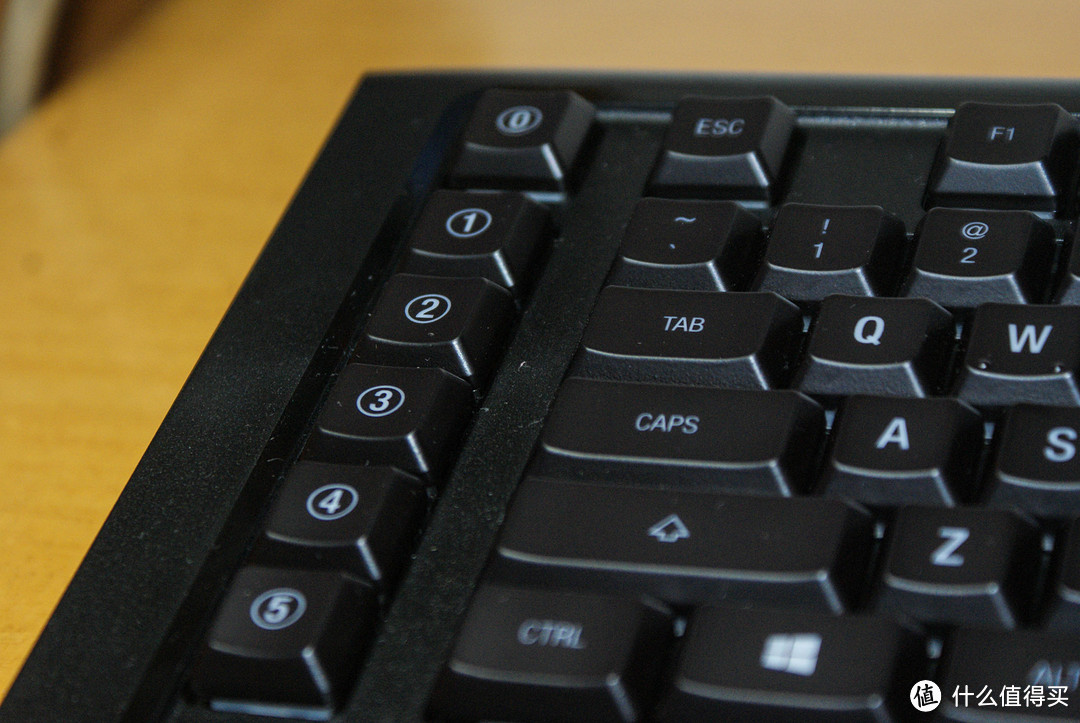 酷炫到没朋友的黑科技－－SteelSeries APEX M800 RGB 机械键盘评测